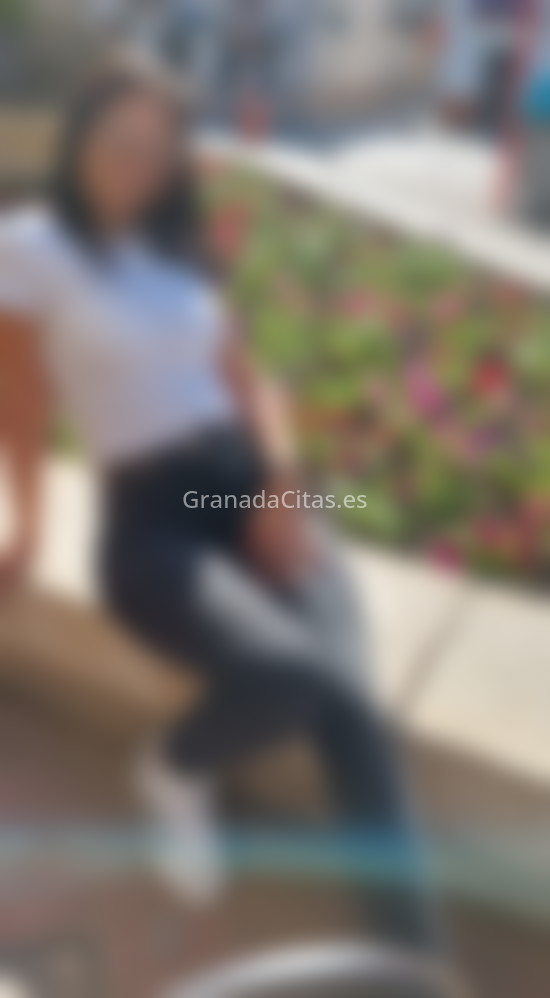 Ximena, linda morena jovencita. 662631160. Citas en GRANADA, GRANADA. www.granadacitas.es.