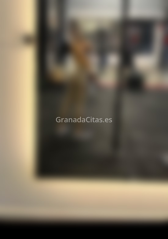 Sofía, brasileña de 22 años. 613477874. Citas en GRANADA, GRANADA. www.granadacitas.es.