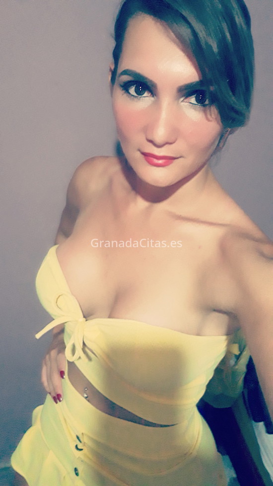 Júlia, trans. 672864600. Citas en GRANADA, GRANADA. www.granadacitas.es.