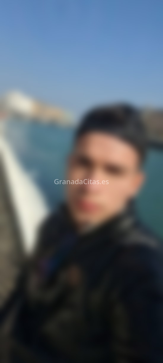 Chico colombiano. 663572995. Citas en GRANADA, GRANADA. www.granadacitas.es.