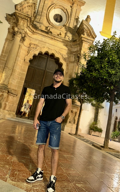 Santiago, colombiano . 655179507. Citas en GRANADA, GRANADA. www.granadacitas.es.