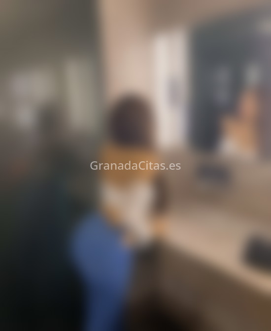 Bia Bras. 647881438. Citas en GRANADA, GRANADA. www.granadacitas.es.