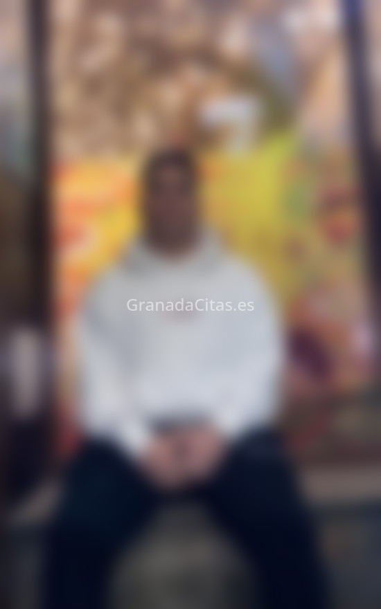Maximiliano, latino. 672488234. Citas en GRANADA, GRANADA. www.granadacitas.es.