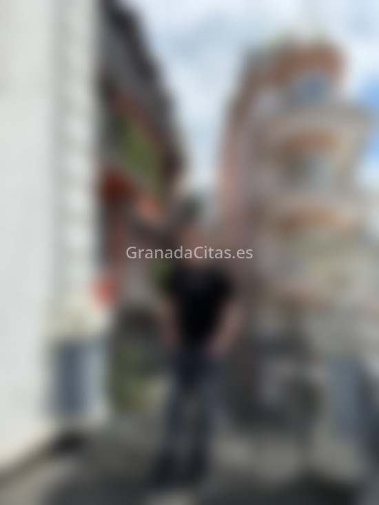 Santiago, joven colombiano. 622421872. Citas en GRANADA, GRANADA. www.granadacitas.es.