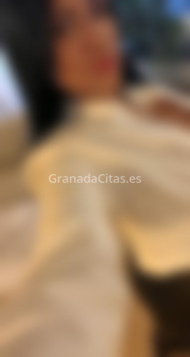 Nicol, morena encantadora. 672518995. Citas en GRANADA, GRANADA. www.granadacitas.es.