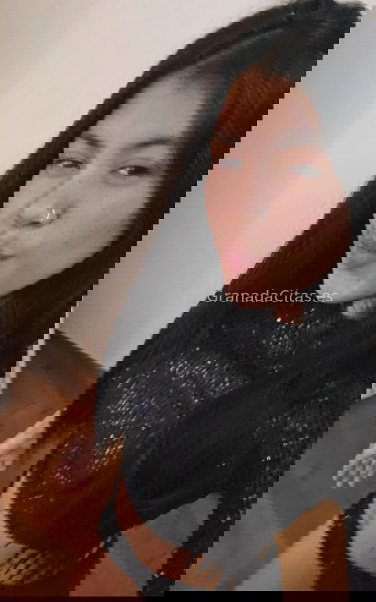 Camila, venezolana jovencita. 643037034. Citas en GRANADA, GRANADA. www.granadacitas.es.