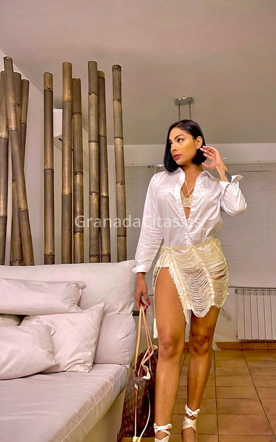 Sofía, modelo colombiana recién llegada. 671461014. Citas en GRANADA, GRANADA. www.granadacitas.es.