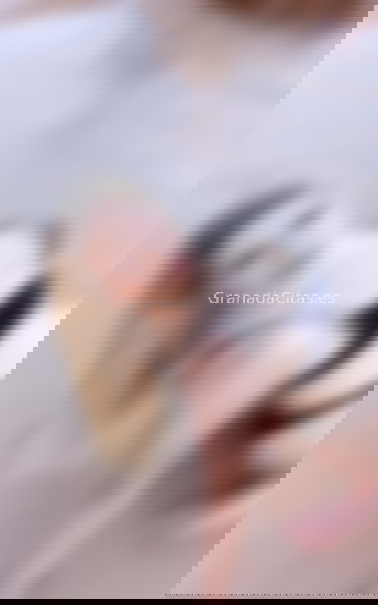 Bianca, mujer brasileña cariñosa. 610664508. Citas en GRANADA, GRANADA. www.granadacitas.es.