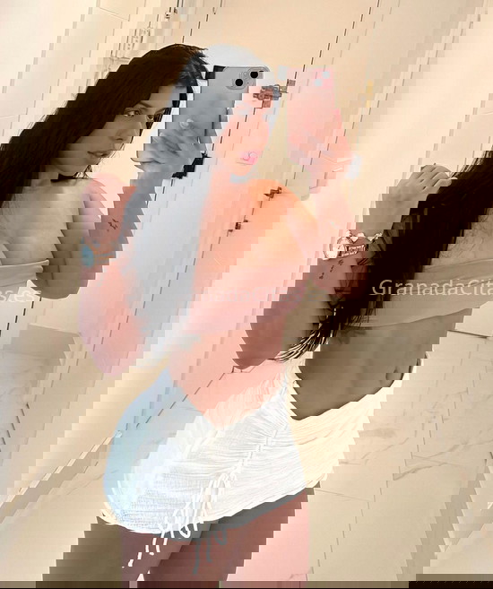 Eva, colombiana enrollada . 614879347. Citas en GRANADA, GRANADA. www.granadacitas.es.