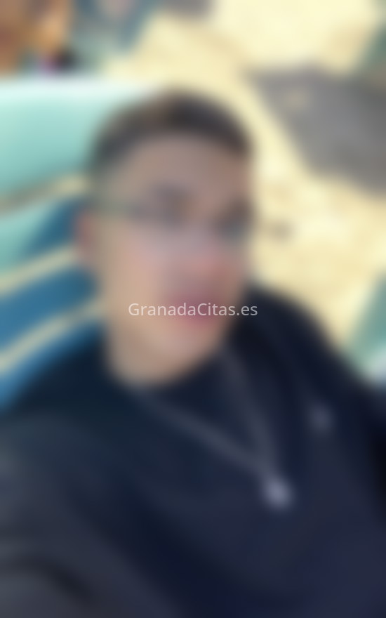 Aron, de paso por la ciudad. 691248835. Citas en GRANADA, GRANADA. www.granadacitas.es.