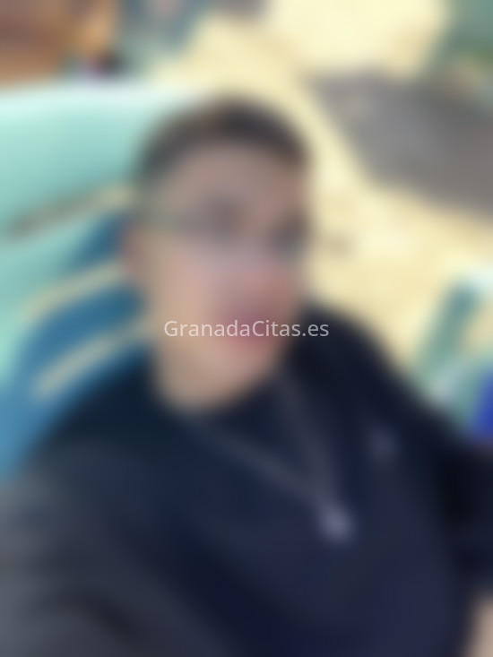 Aron, de paso por la ciudad. 691248835. Citas en GRANADA, GRANADA. www.granadacitas.es.