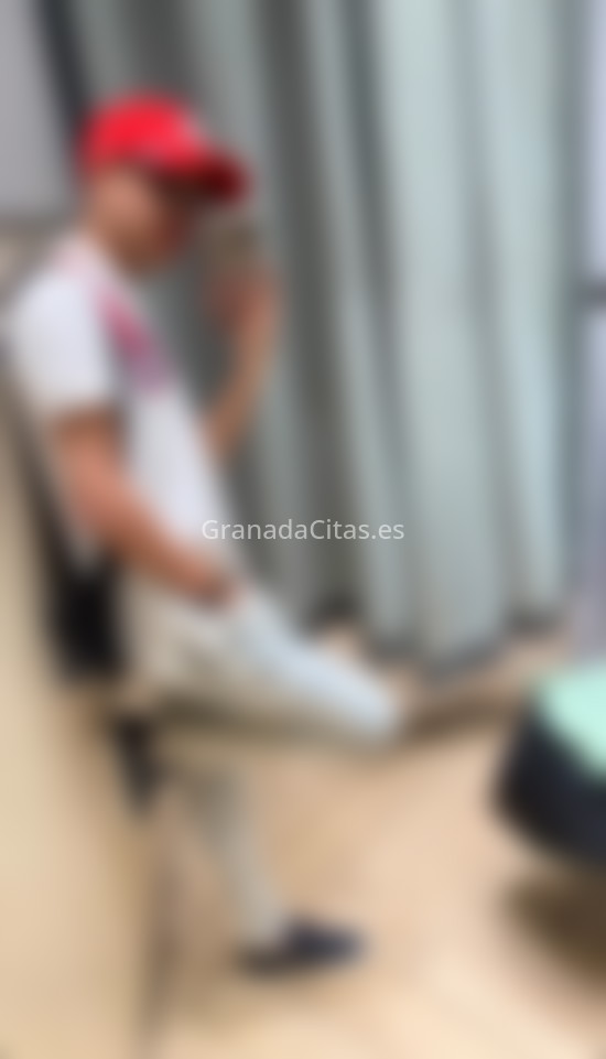 Aron, de paso por la ciudad. 691248835. Citas en GRANADA, GRANADA. www.granadacitas.es.