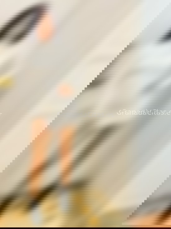 Sofia, joven latina encantadora . 604263627. Citas en GRANADA, GRANADA. www.granadacitas.es.