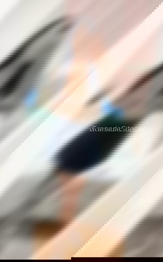 Sofía, jovencita latina educada . 614572790. Citas en GRANADA, GRANADA. www.granadacitas.es.