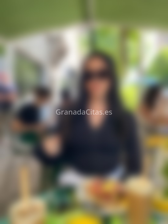 Daniela, chica trans educada y simpática. 633970865. Citas en GRANADA, GRANADA. www.granadacitas.es.