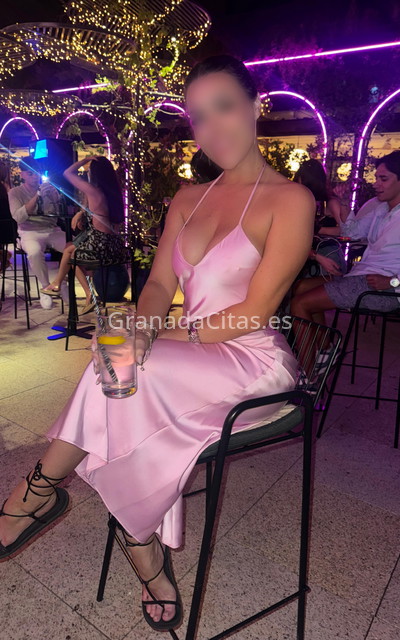 Yasmin, joven latina . 611244718. Citas en GRANADA, GRANADA. www.granadacitas.es.