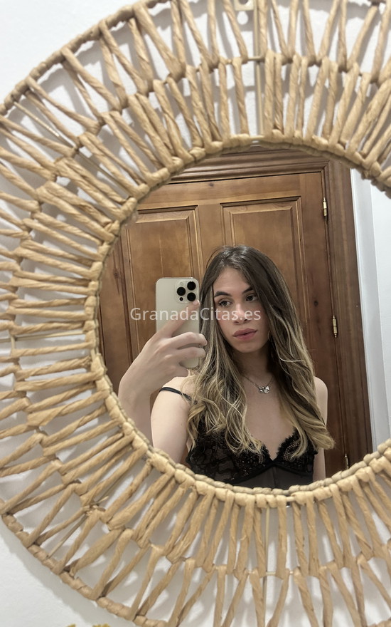 Femenina y aventurera trans, Felicia . 602534788. Citas en GRANADA, GRANADA. www.granadacitas.es.